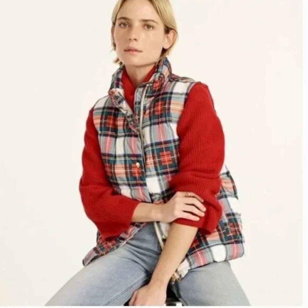 J. Crew Puffer vest with PrimaLoft® in Snowy Stewart tartan L Holiday Christmas